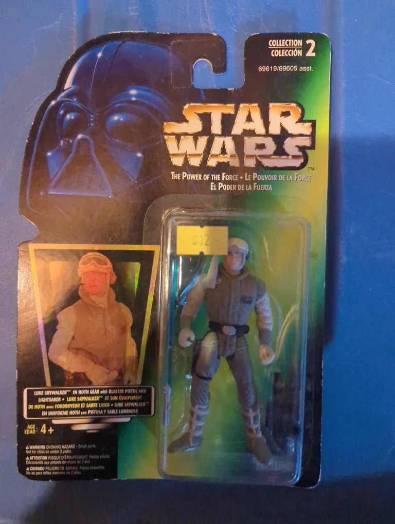 Star Wars Luke Skywalker Hoth Gear Action Figure thumbnail