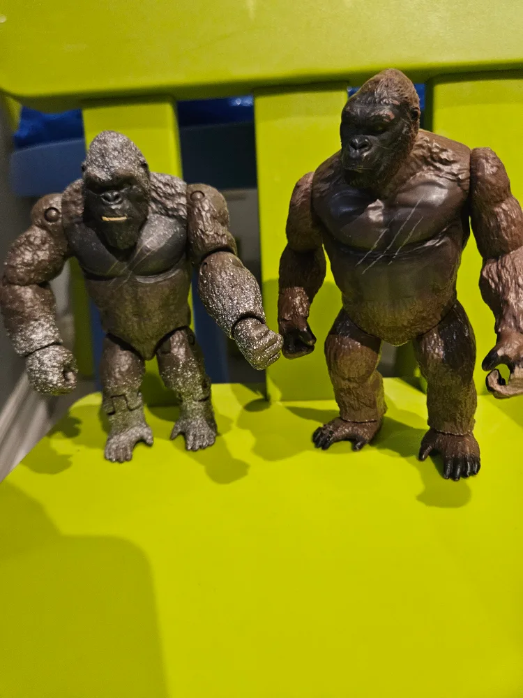King Kong vs Godzilla Figures thumbnail