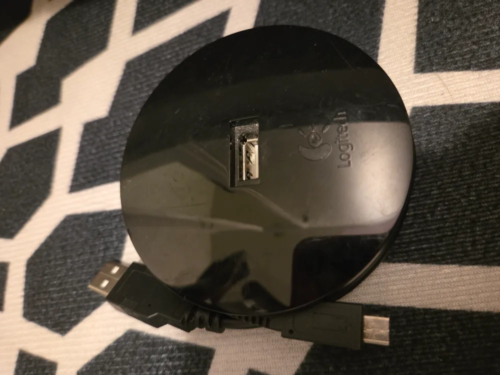Logitech G930 Headset Charging Stand thumbnail