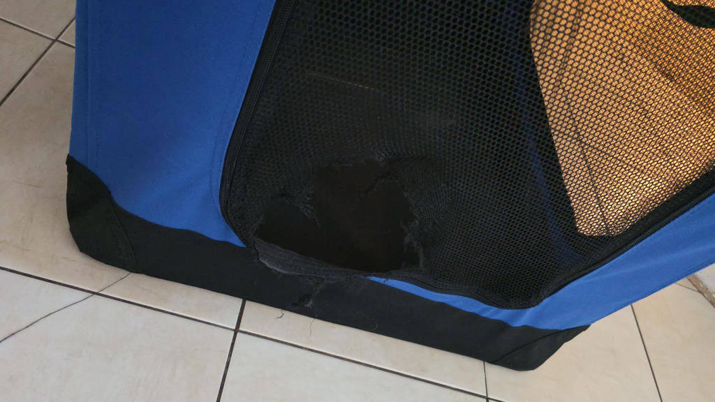 Blue Fabric Pet Crate - photo 2