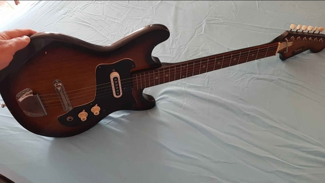 Vintage Electric Guitar - Toledo - photo 3