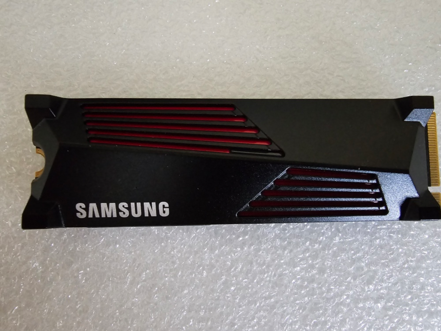 Samsung 990 Pro 2TB PCIe 4.0 NVMe M.2 SSD with Heatsink - photo 2