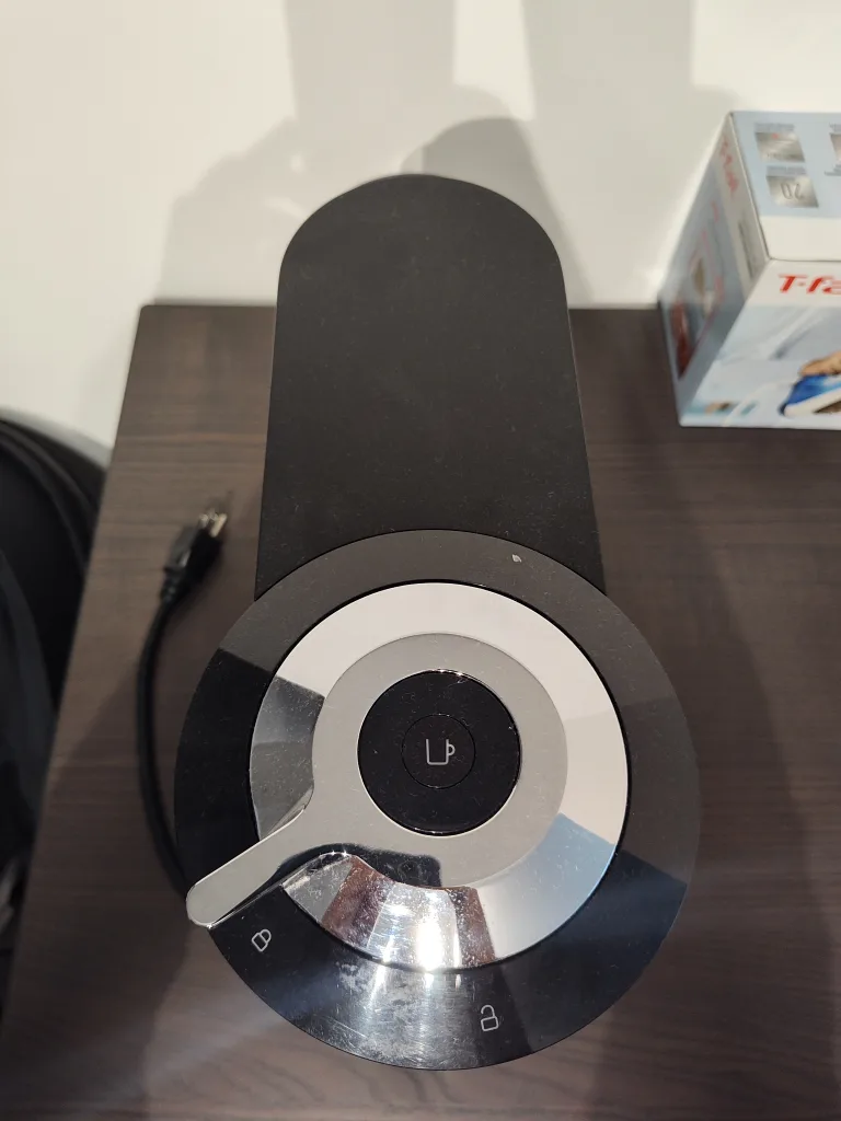 Nespresso Vertuo Next Coffee Machine - Black image indicator(3)