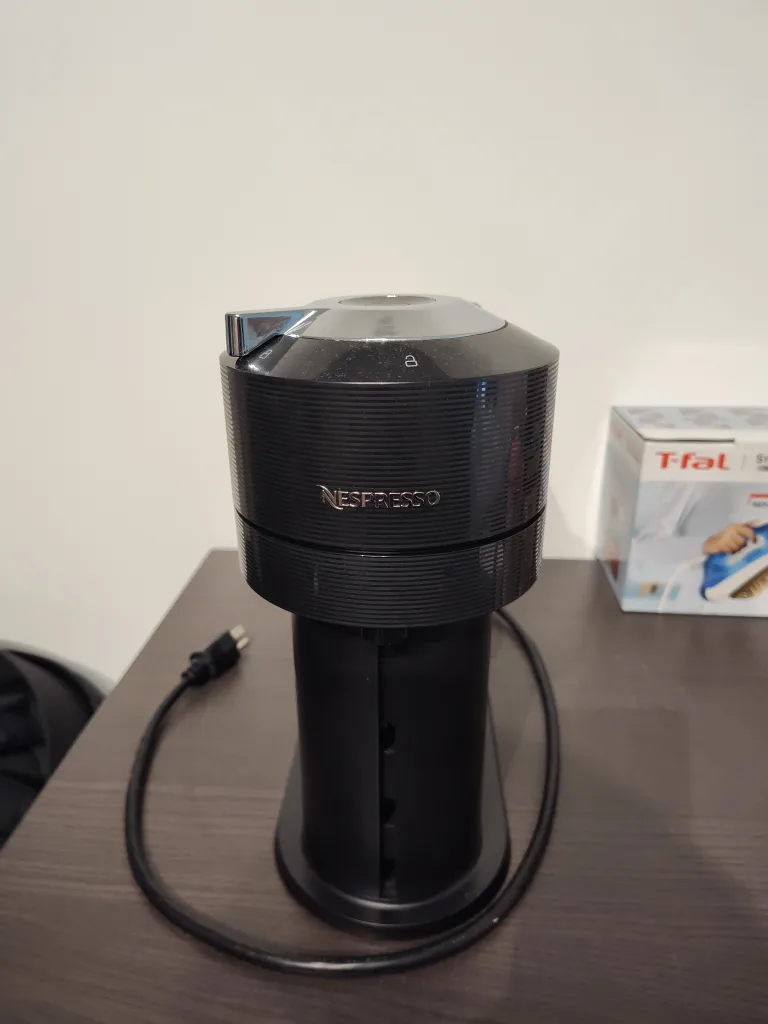 Nespresso Vertuo Next Coffee Machine - Black image indicator(4)