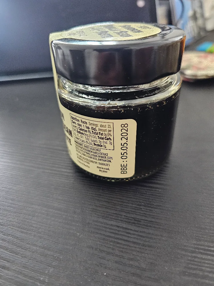 Trader Joe's Bourbon Vanilla Bean Paste, 4 oz image indicator(3)