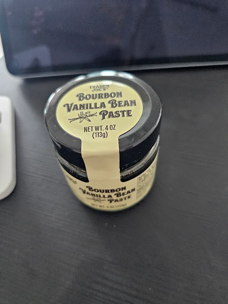 Trader Joe's Bourbon Vanilla Bean Paste, 4 oz image indicator(5)