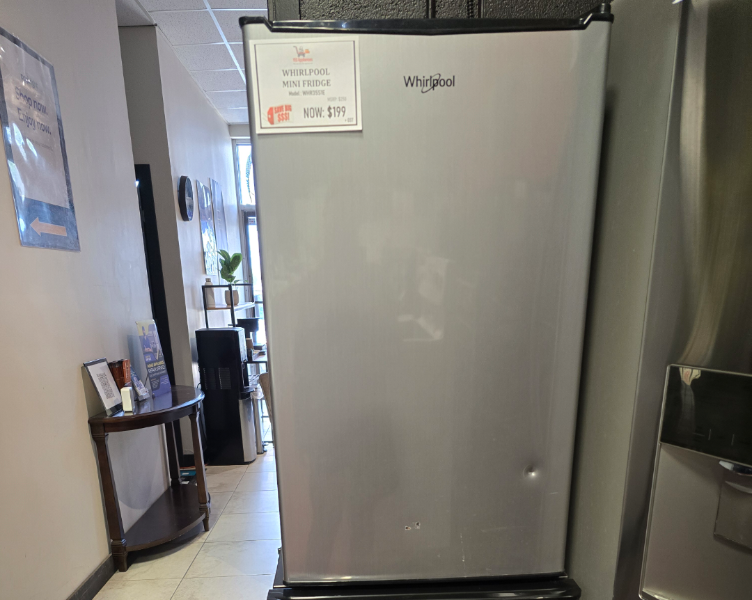 Whirlpool Mini Fridge - WHR15S1E