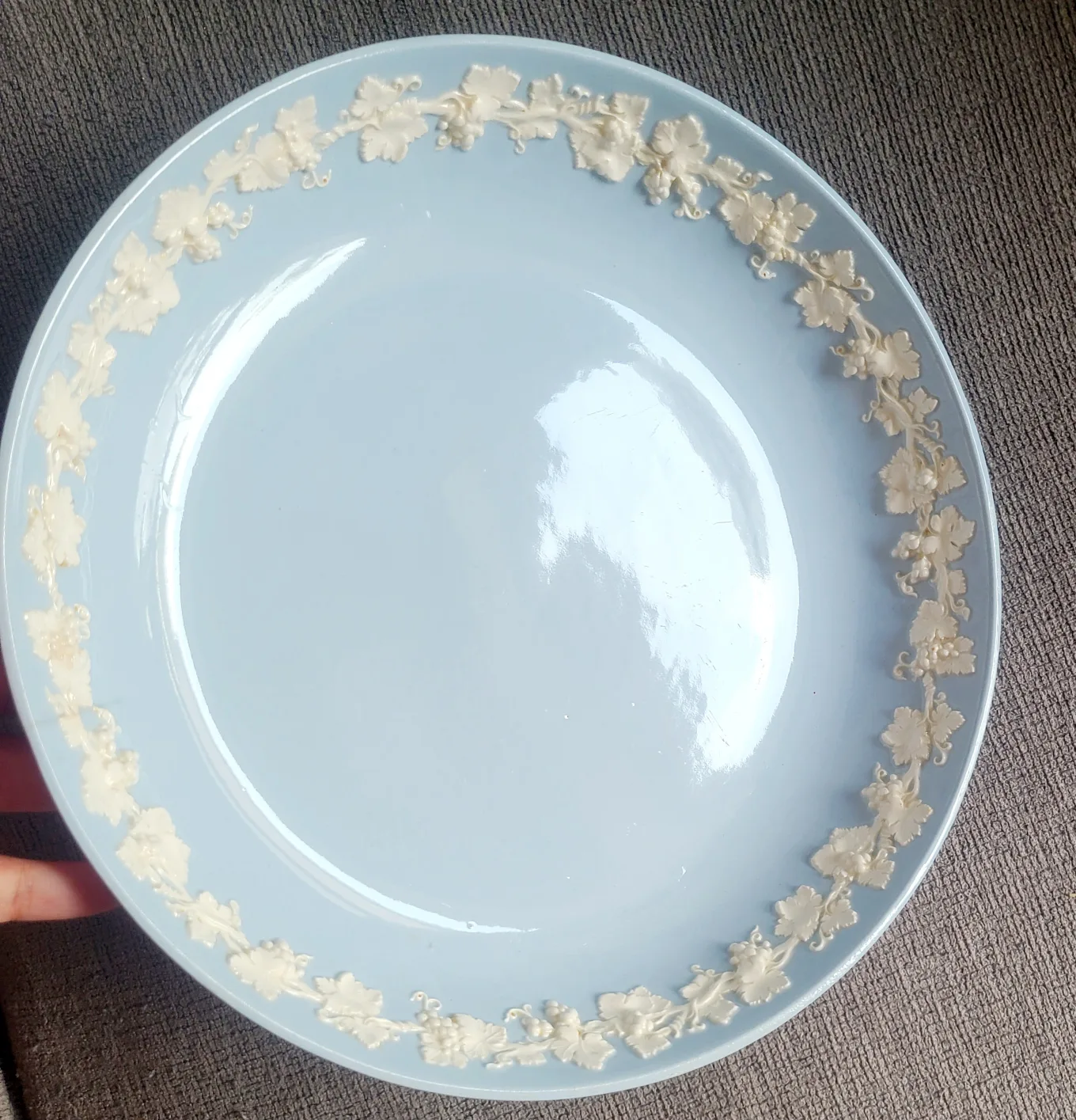 FREE Wedgwood Embossed Queens Bowl (READ the Ad) thumbnail