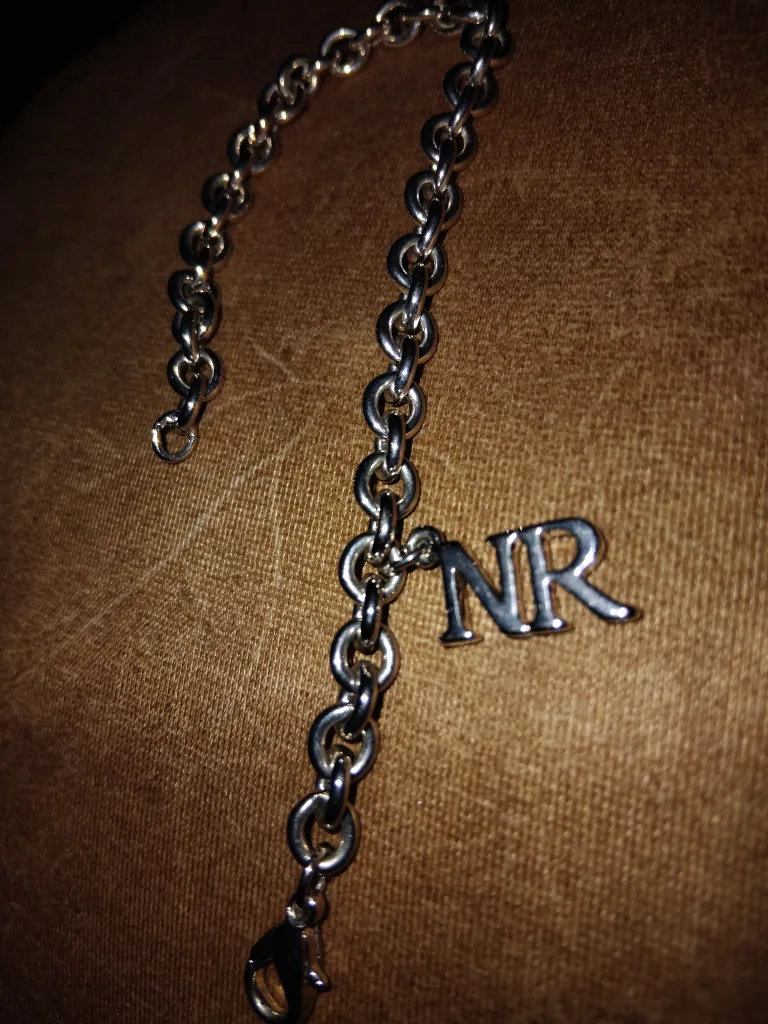 NR Bracelet image indicator(2)