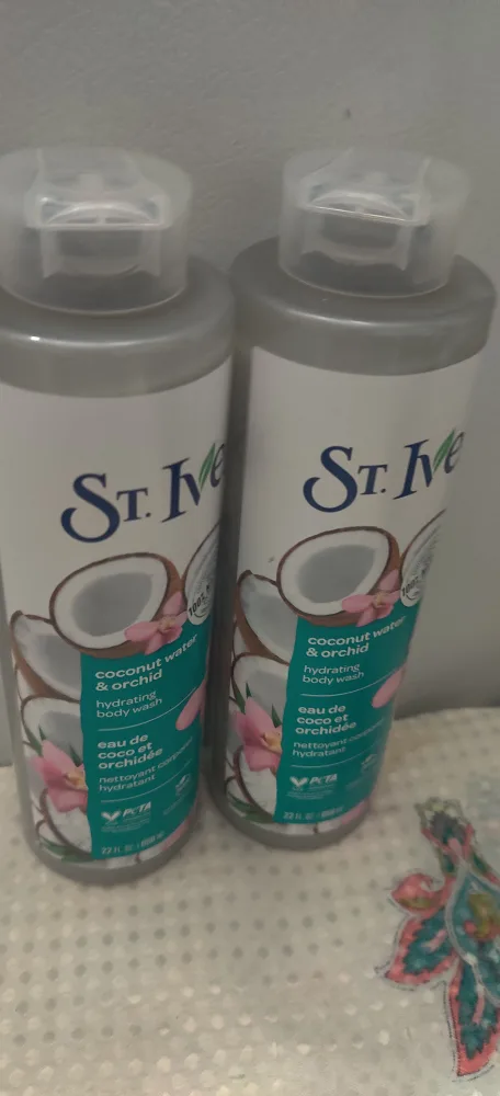 St.  Ives body wash x 2 thumbnail