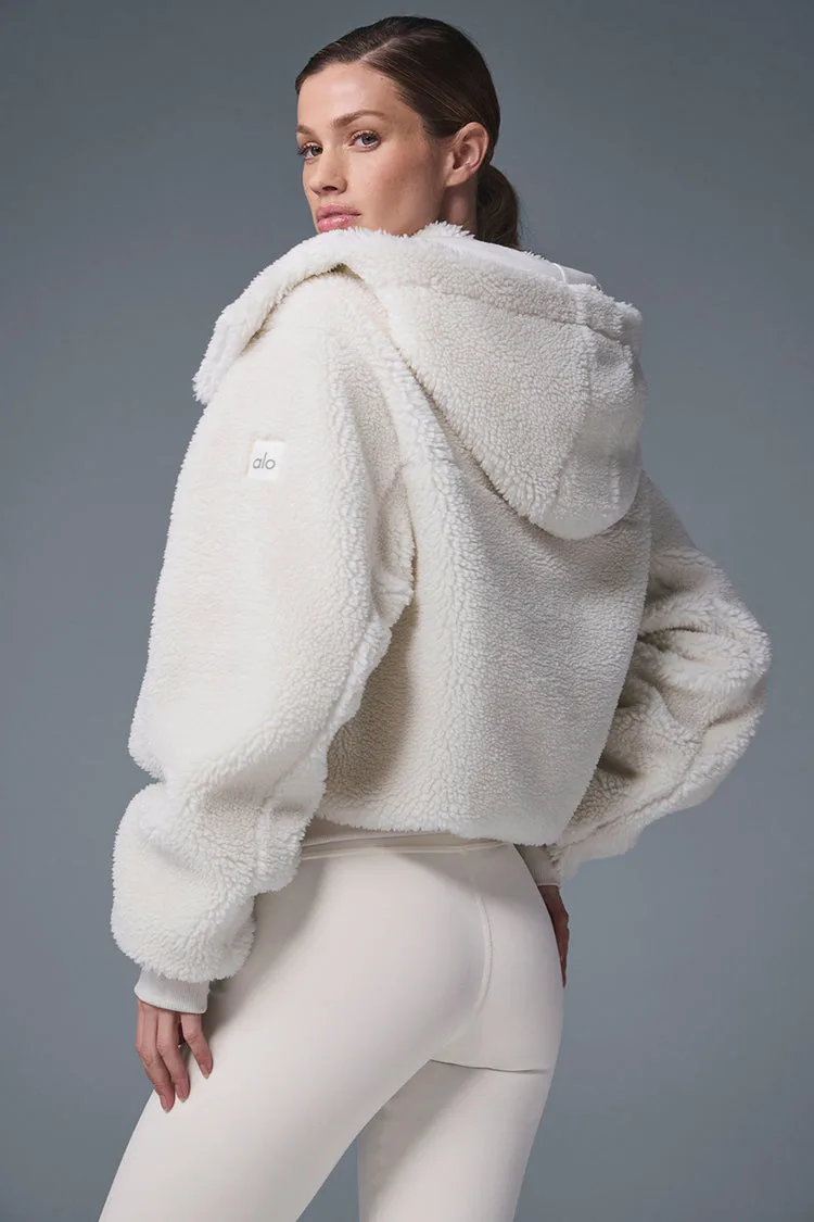 ALO Foxy Sherpa Jacket - Ivory image indicator(4)