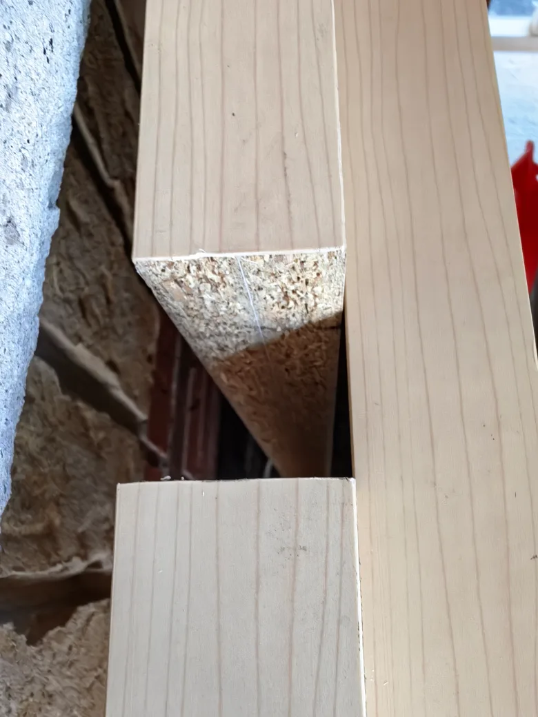 Round Wooden Dining Table image indicator(6)