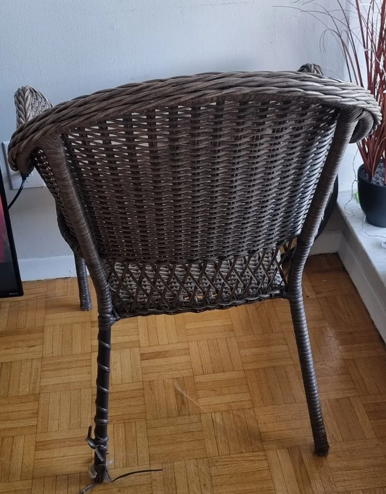 Wicker Chair - Brown image indicator(3)