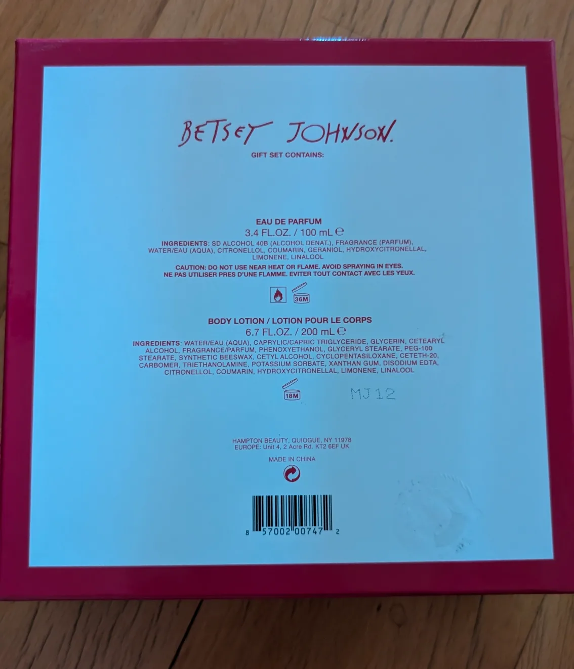 BETSEY JOHNSON Perfume Gift Set 100mL image indicator(7)