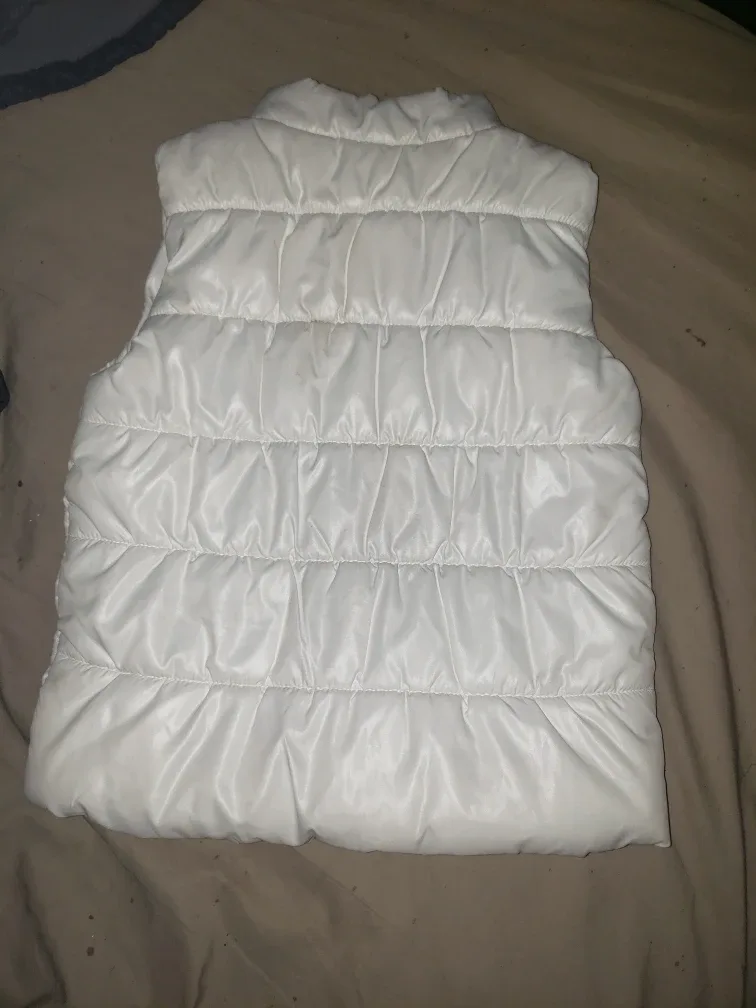 Puffer Vests - White, Grey, Navy image indicator(3)