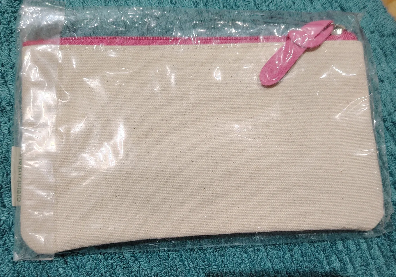 New Ewha Womans University Pouch - 8"x4.5" image indicator(2)