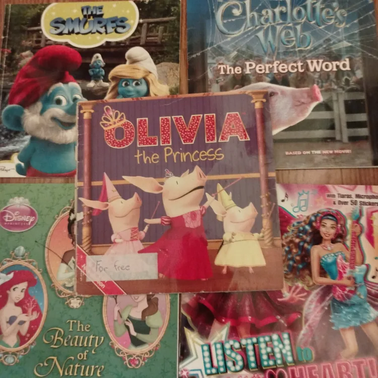 Children's Books - Smurfs, Olivia the Princess thumbnail