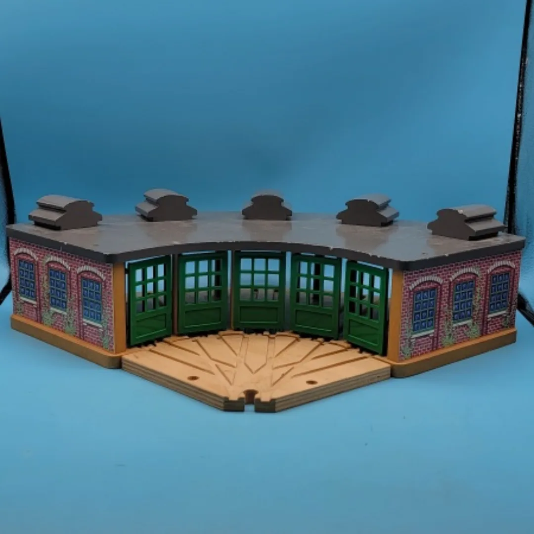 Thomas & Friends Wooden Railway Roundhouse thumbnail
