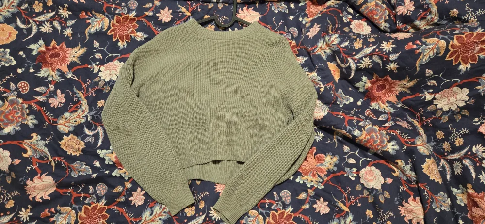 Hollister XS Knit Sweater - Olive Green thumbnail