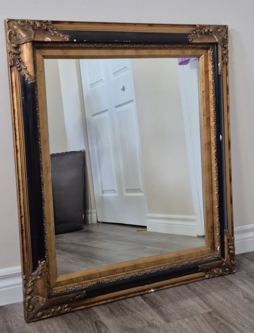Ornate Gold & Black Framed Mirror image indicator(2)