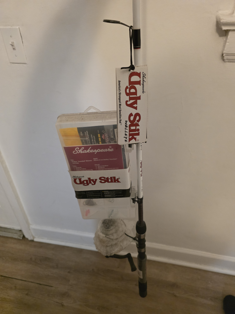 Shakespeare Ugly Stik Walleye Fishing Rod & Reel Combo - photo 4