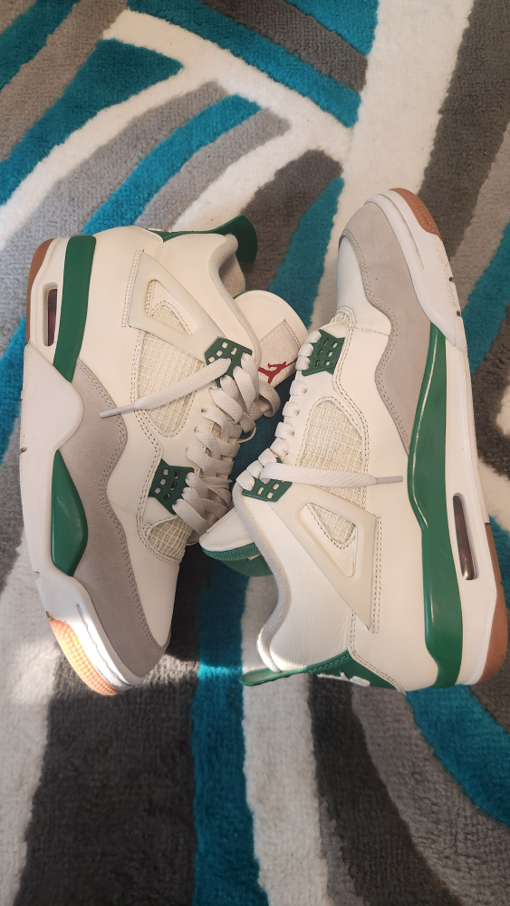 Nike SB Air Jordan 4 Pine Green