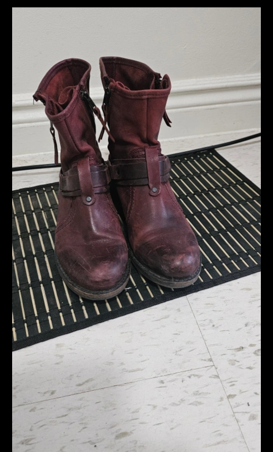 David Taylor Burgundy Leather Ankle Boots size 6