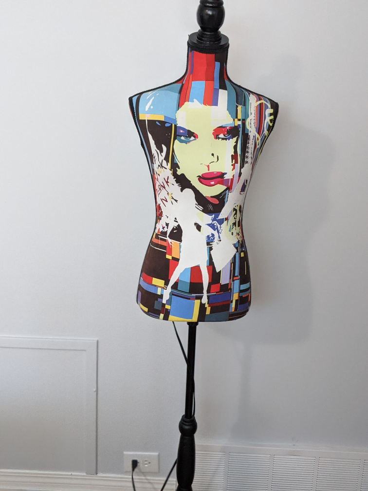 Novelty Mannequin Lamp with Stand. Pick up in Braeside SW