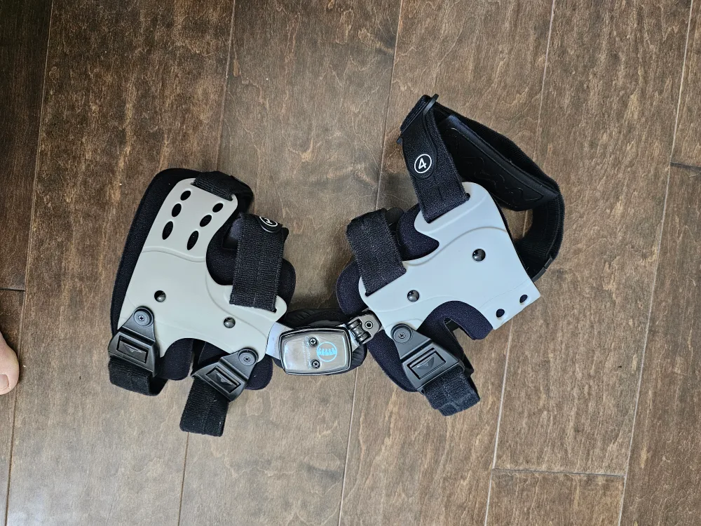 Comfyorthopedic OA Unloader Knee Brace for osteoarthritis, ... image indicator(10)