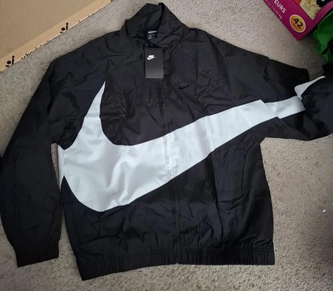 Nike Sportswear Windrunner Jacket - Black/White - Size L thumbnail