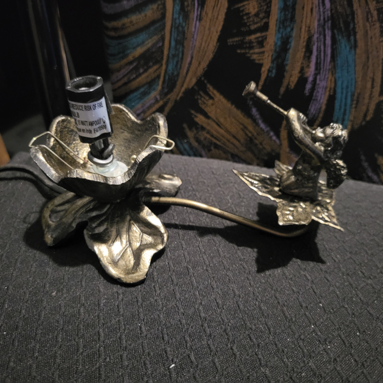 Angel Trumpet Flower lamp
