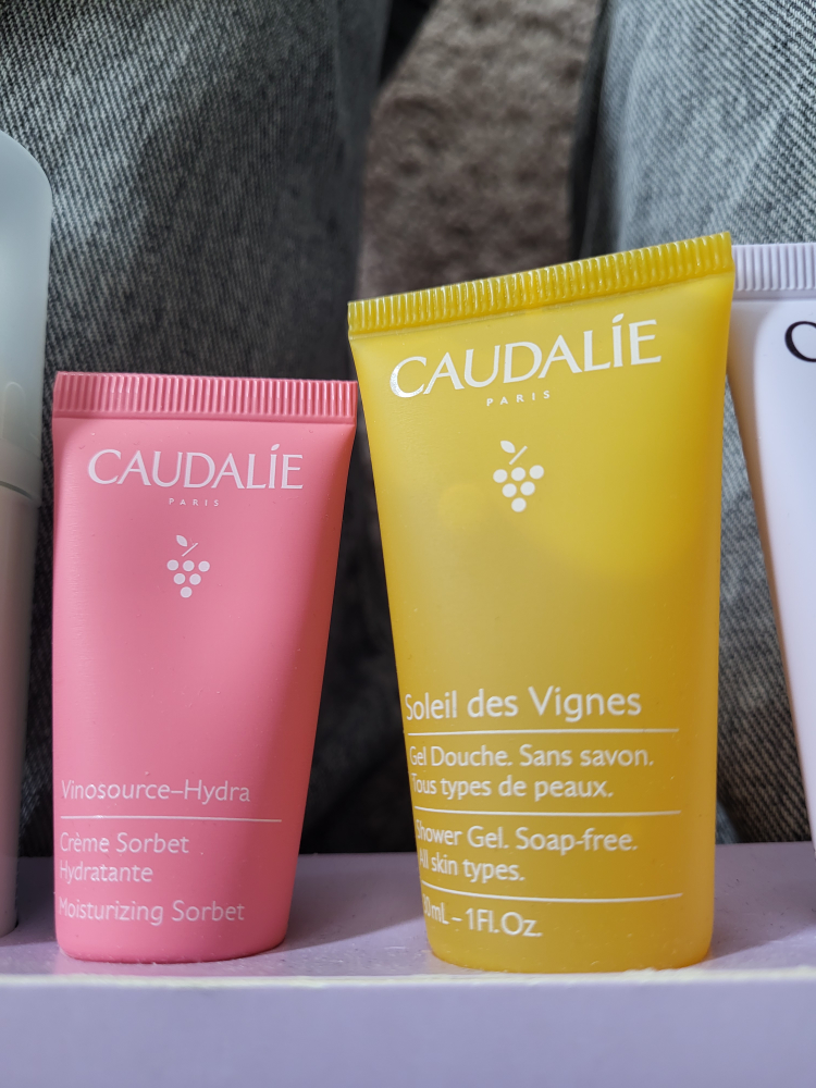 Caudalie Travel Size Essentials Set - photo 4
