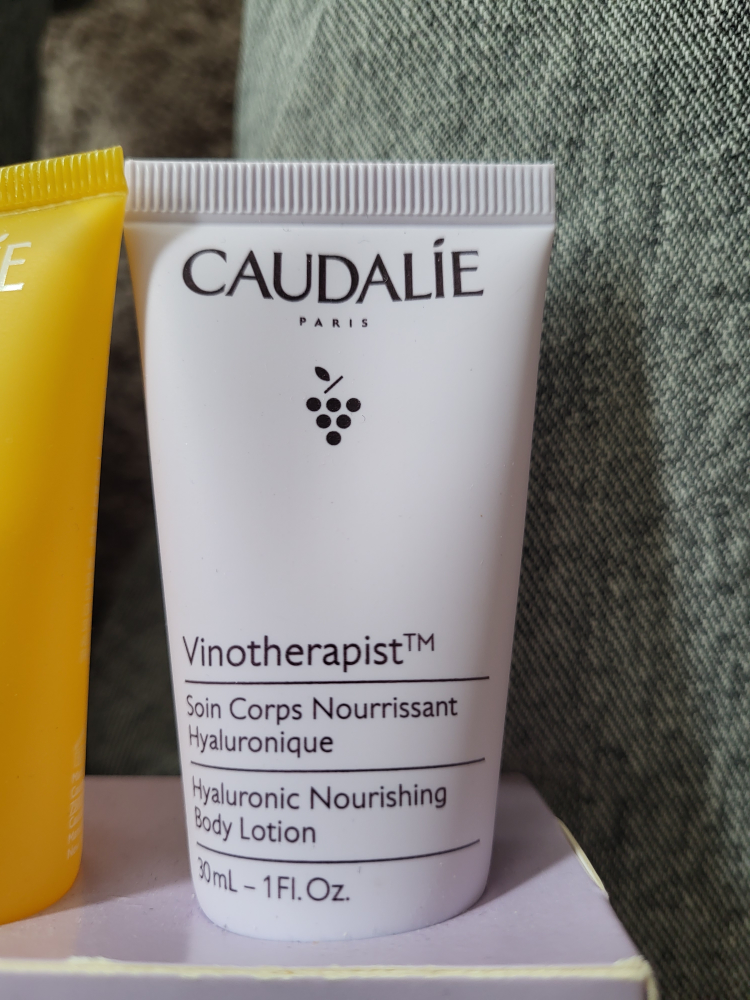 Caudalie Travel Size Essentials Set - photo 5