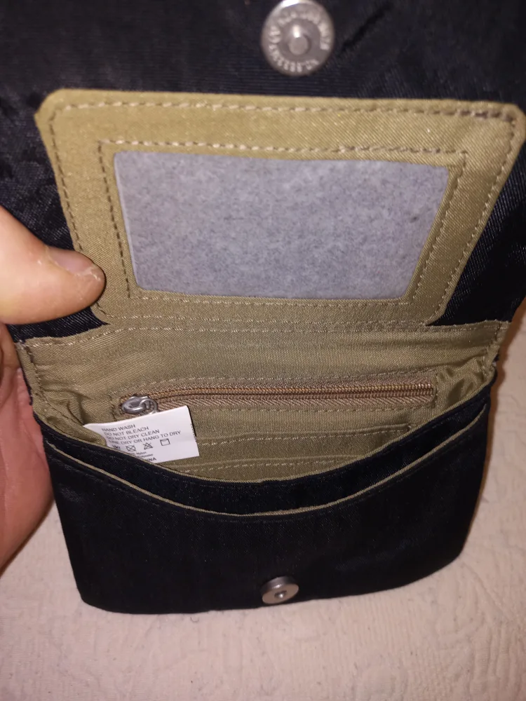 Baggallini Crossbody Purse image indicator(5)