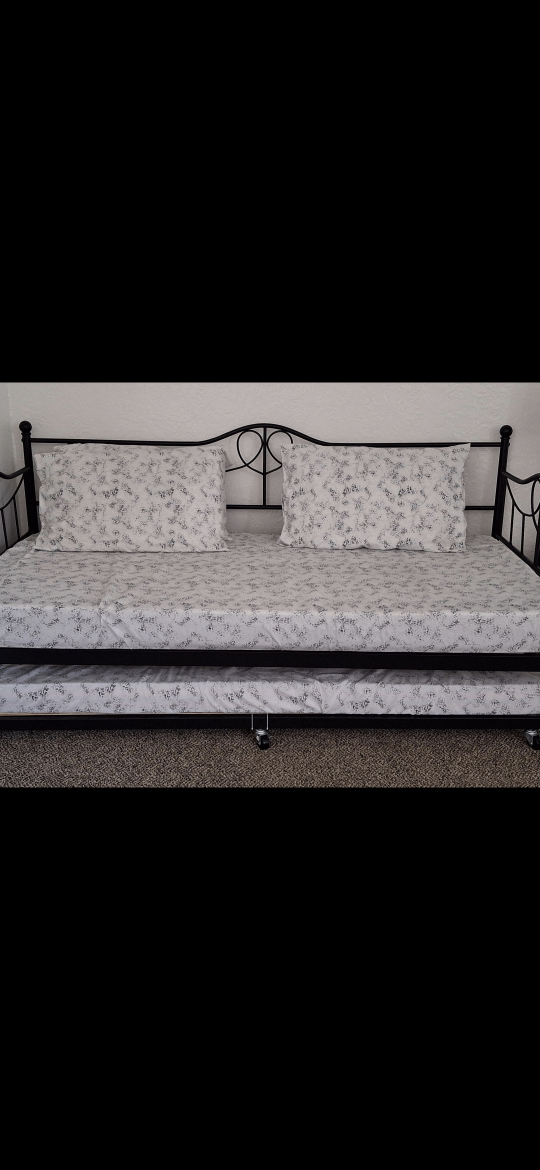 Daybed with Trundle - photo 2