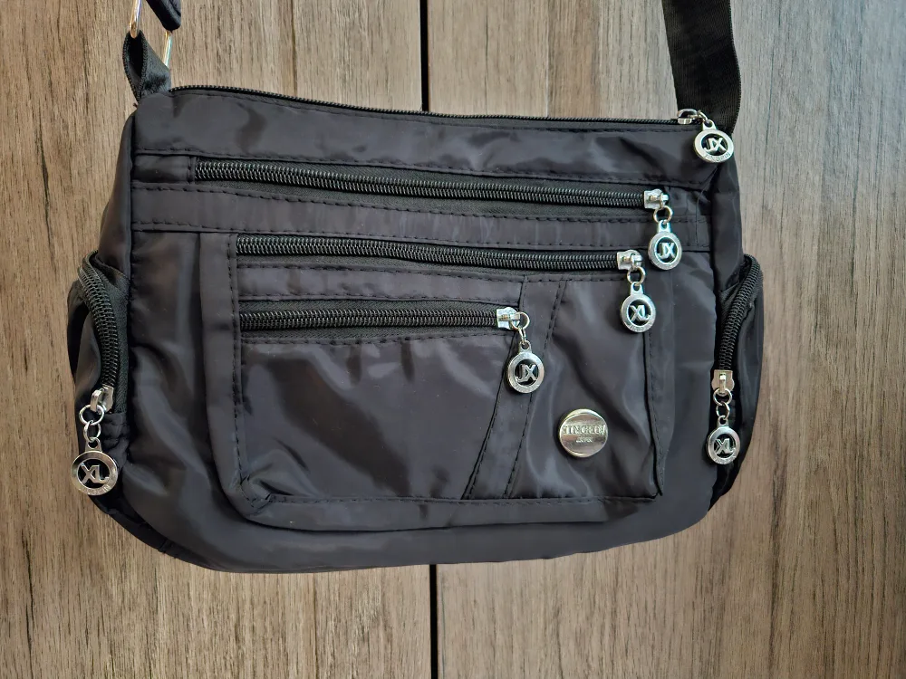 Lady black Purse (New) thumbnail