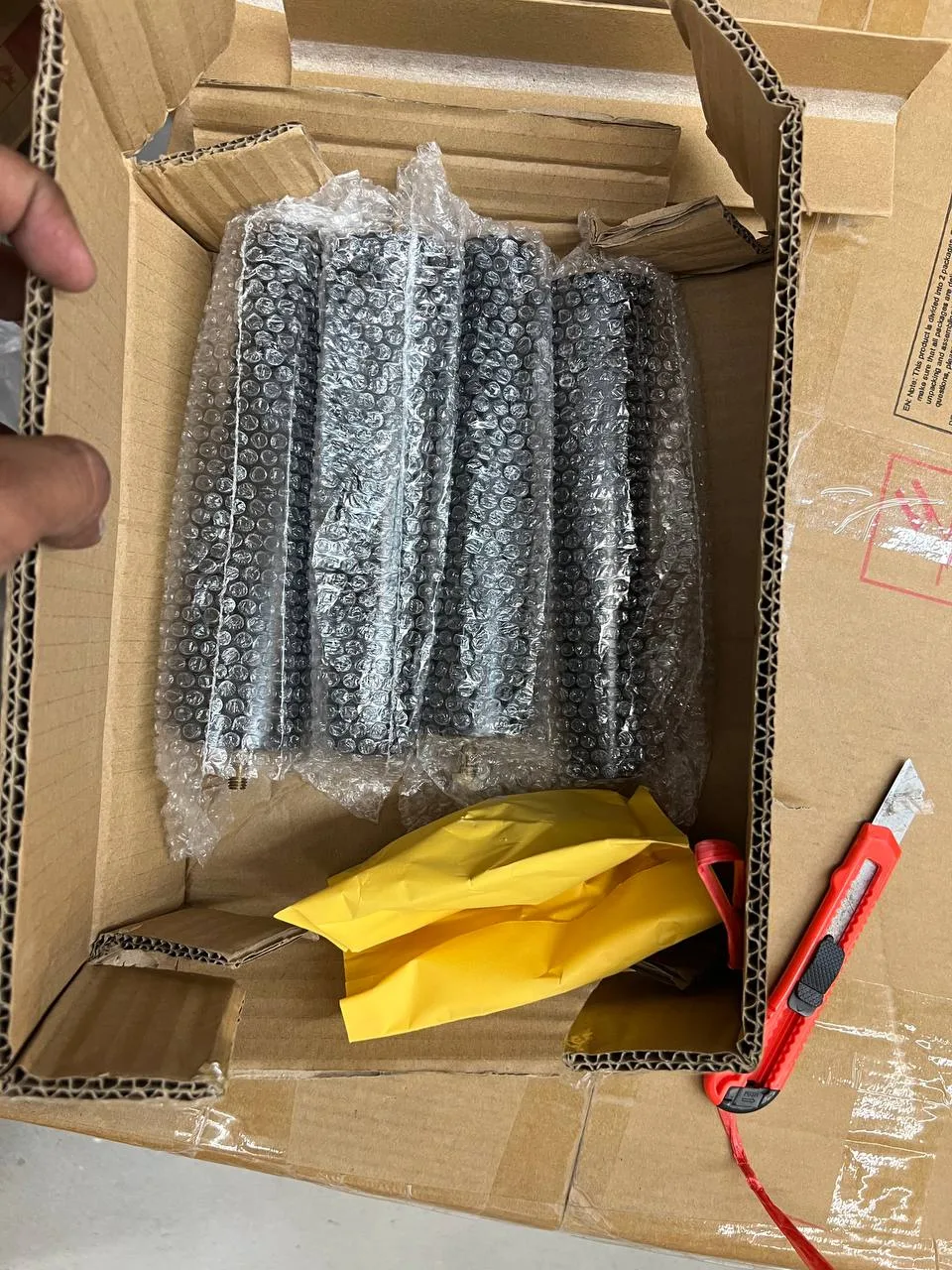 🤍  Modern Storage Bench Ottoman – image indicator(6)