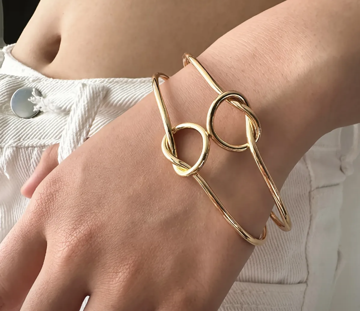 Gold tone Knot Bangle Bracelet - Adjustable - photo 2
