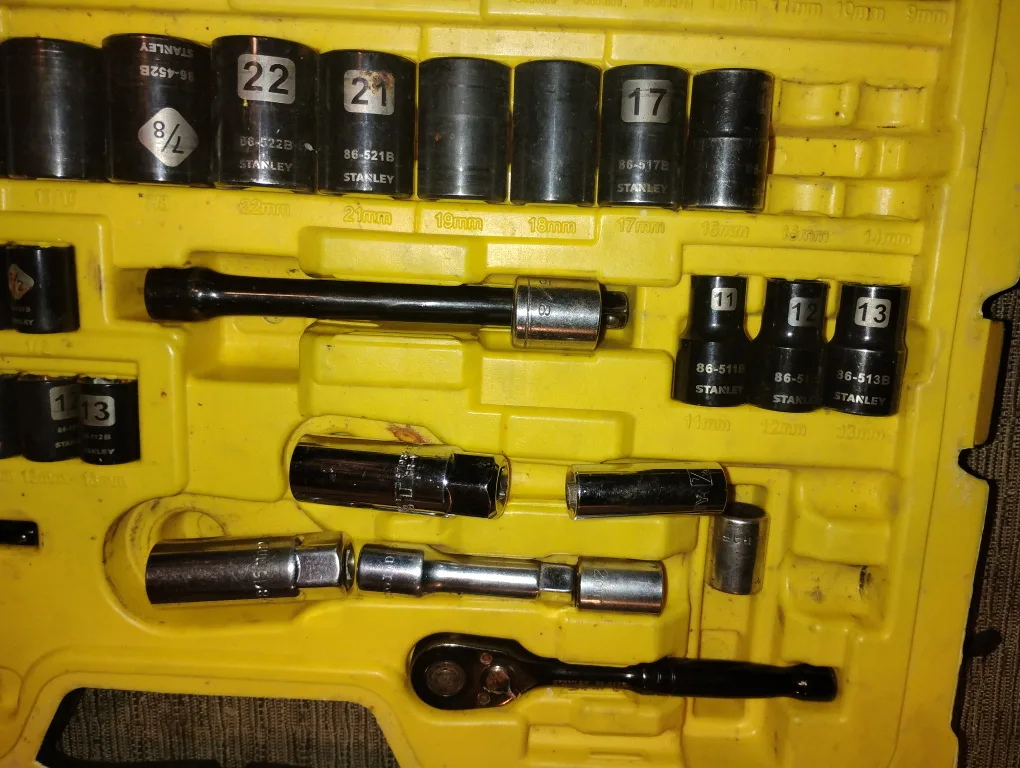Stanley Socket Set with Case MAKE AN OFFER image indicator(5)
