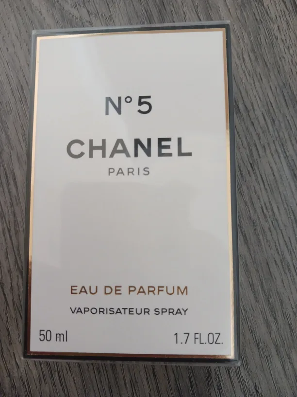 Chanel No. 5 Eau de Parfum 50ml image indicator(2)