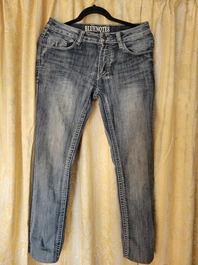 Jeans thumbnail