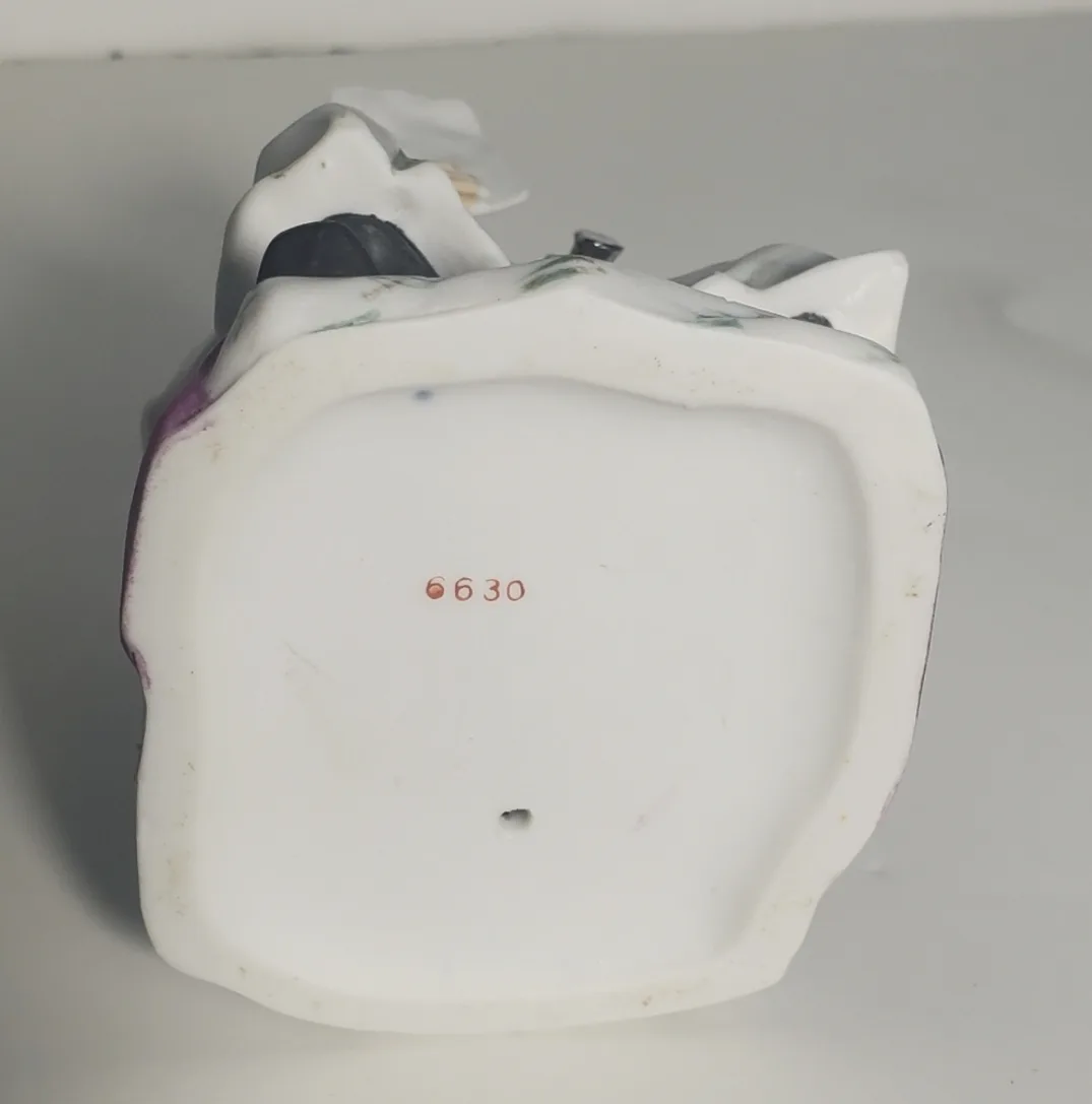 Vintage Andrea by Sadek Porcelain Doctor Figurine Marked 6630 image indicator(6)