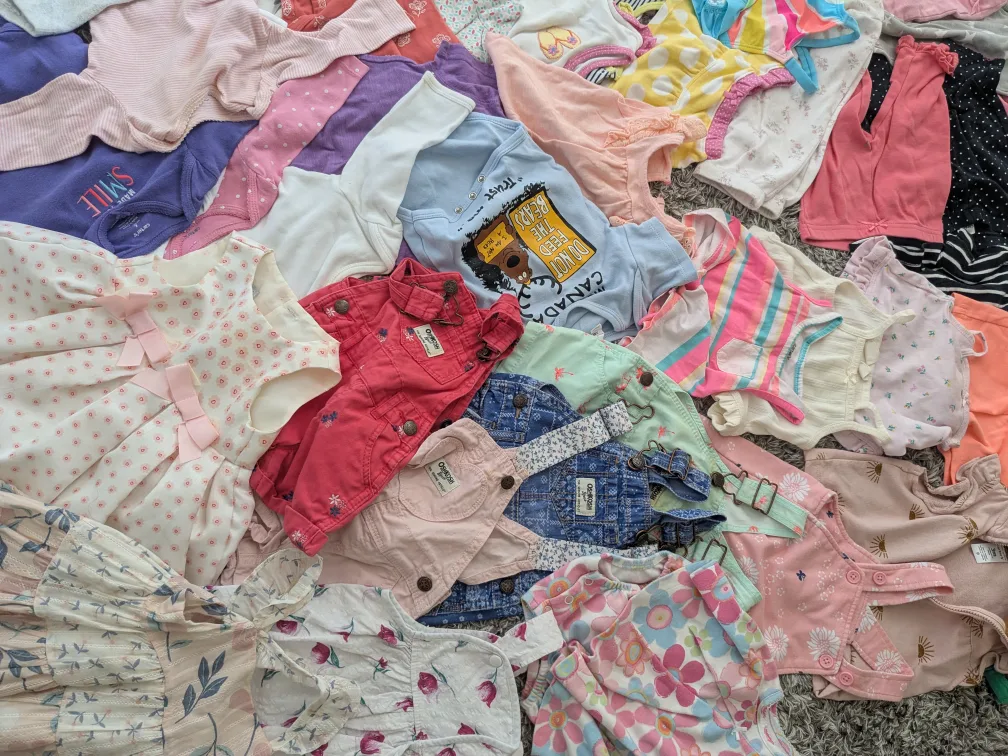 More than 60 pieces 6 months Baby Clothes Bundle image indicator(4)