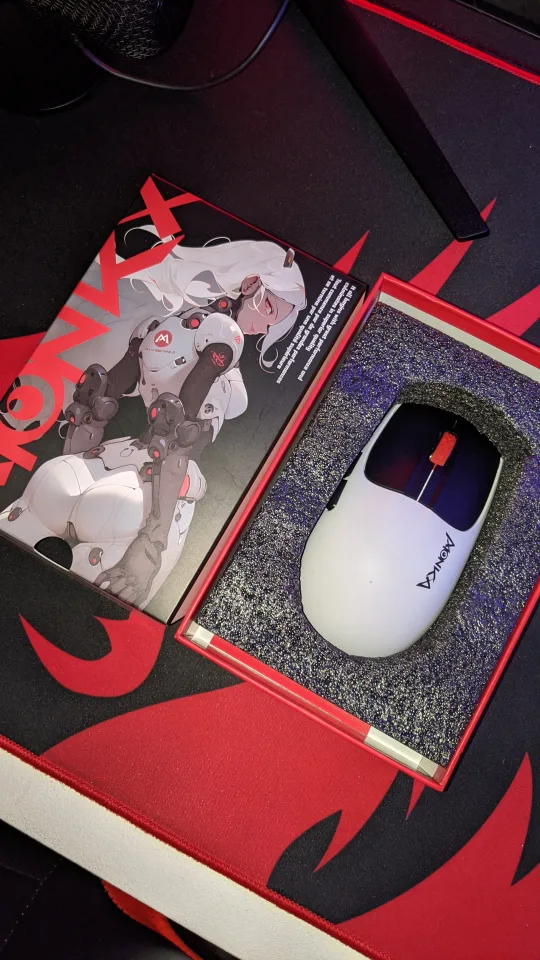 Wireless Gaming Mouse thumbnail