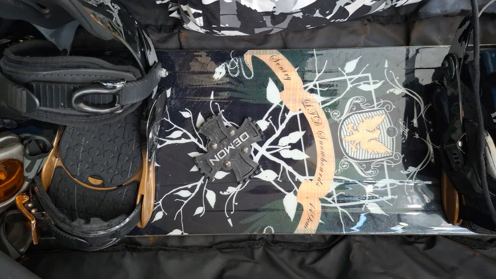 Snowboard Gear Set - Boots, Bindings, Helmet image indicator(6)