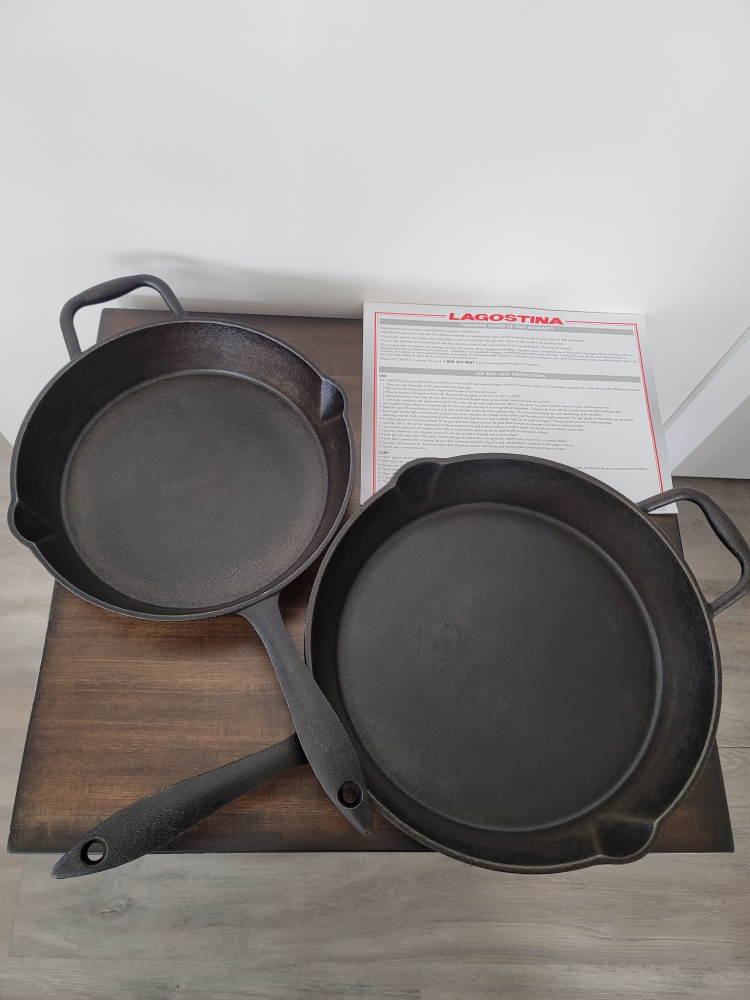 Cast iron pan set 26cm/10in and 22cm/8in