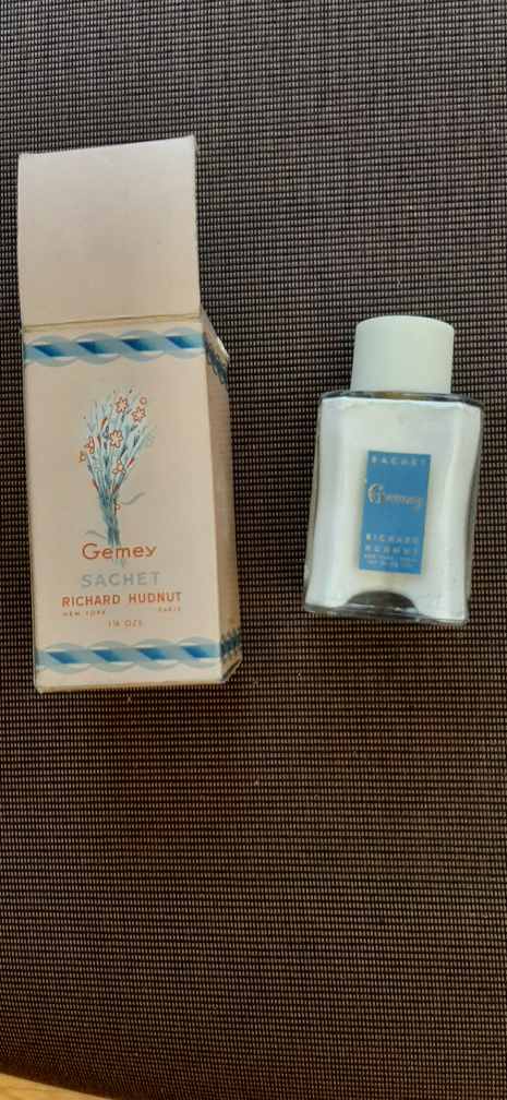 Vintage Gemey Sachet Richard Hudnut