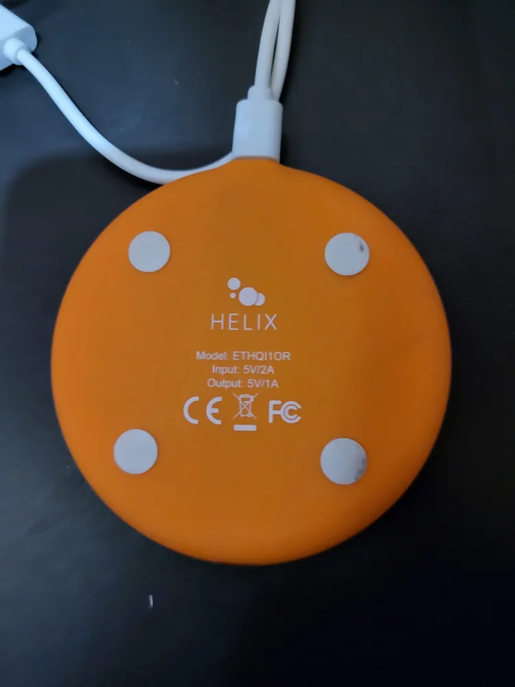 Helix Orange Slice Wireless Charger image indicator(2)