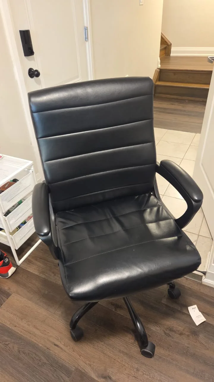 Black Office Chair thumbnail