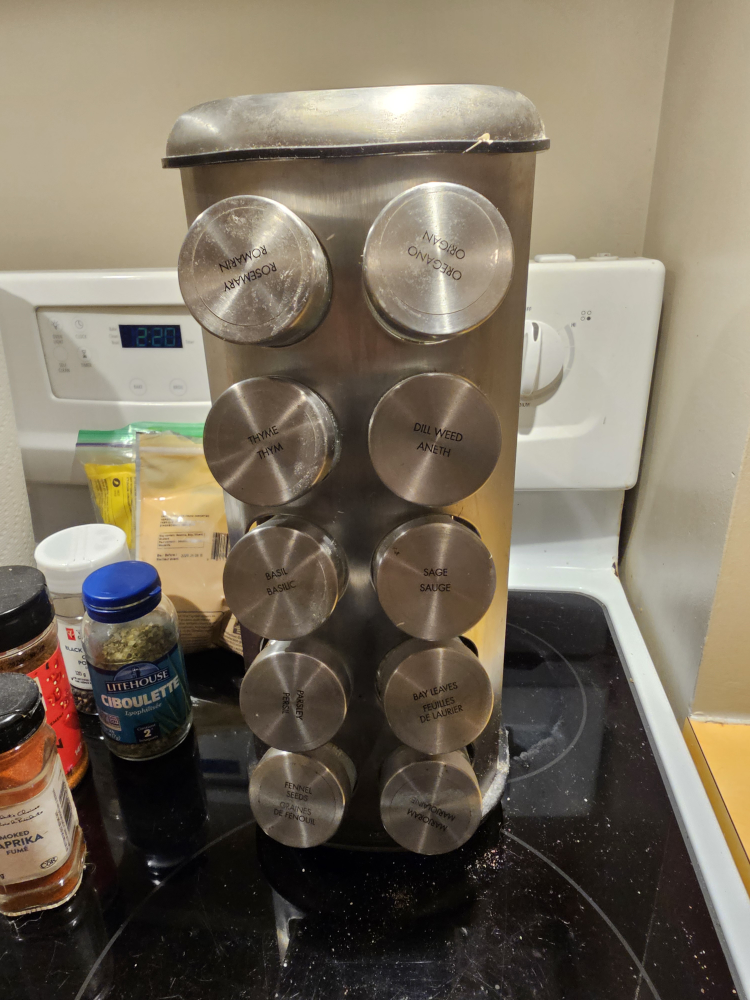 Spice Rack with 20+ Spices - photo 2